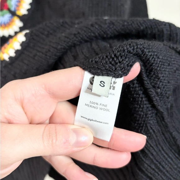GIGI knitwear bloom sweater fine merino wool black floral size SM - Picture 4 of 5
